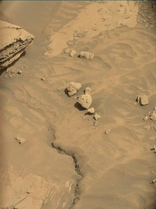 Sol 4435: Mast Camera (Mastcam)