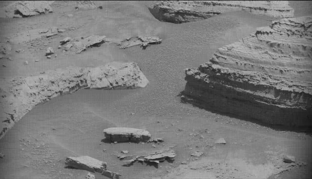 Sol 4437: Mast Camera (Mastcam)