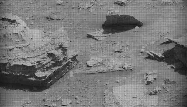 Sol 4437: Mast Camera (Mastcam)
