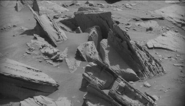Sol 4437: Mast Camera (Mastcam)