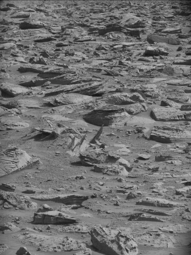 Sol 4437: Mast Camera (Mastcam)