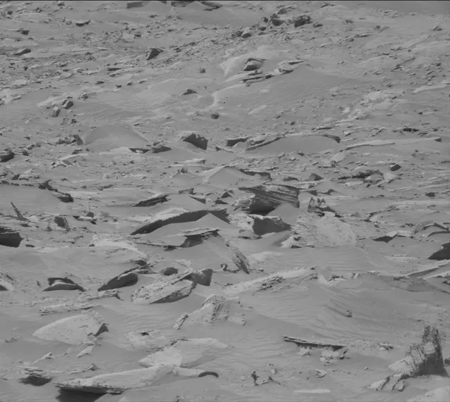 Sol 4437: Mast Camera (Mastcam)