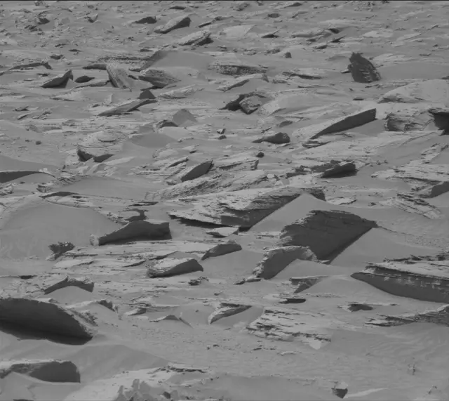 Sol 4437: Mast Camera (Mastcam)