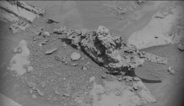 Sol 4439: Mast Camera (Mastcam)