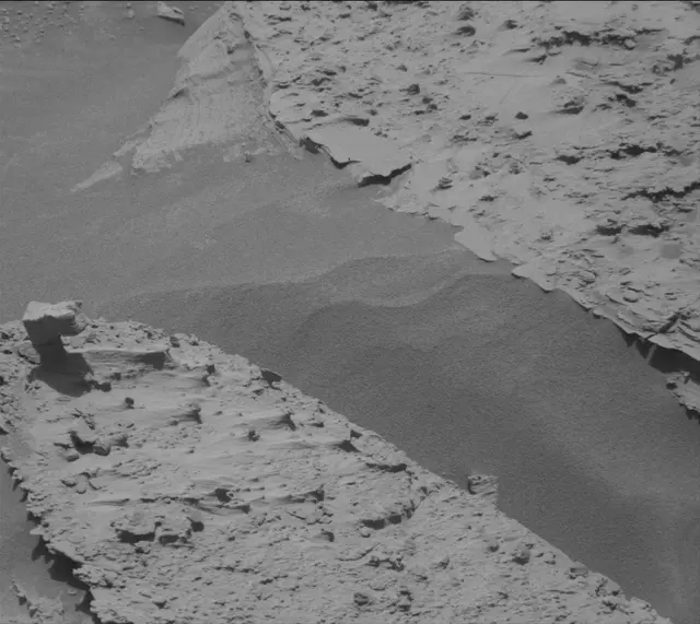 Sol 4439: Mast Camera (Mastcam)