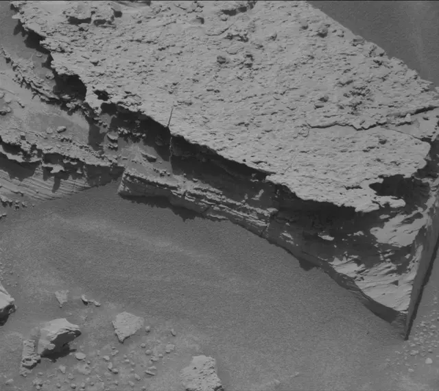 Sol 4439: Mast Camera (Mastcam)