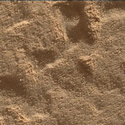 Sol 4441: Mars Hand Lens Imager (MAHLI)