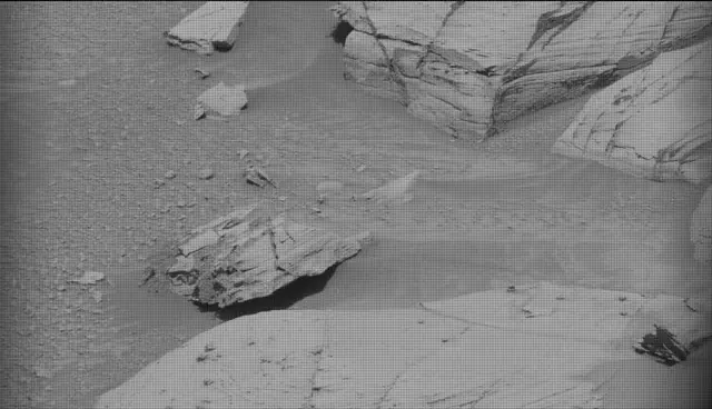Sol 4443: Mast Camera (Mastcam)