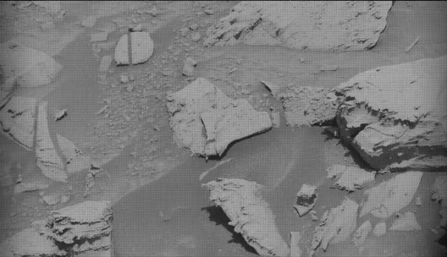 Sol 4443: Mast Camera (Mastcam)