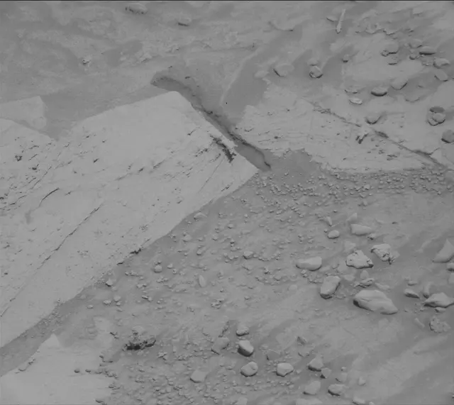 Sol 4443: Mast Camera (Mastcam)