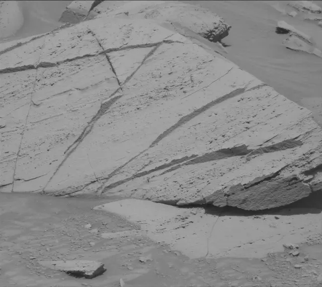 Sol 4443: Mast Camera (Mastcam)