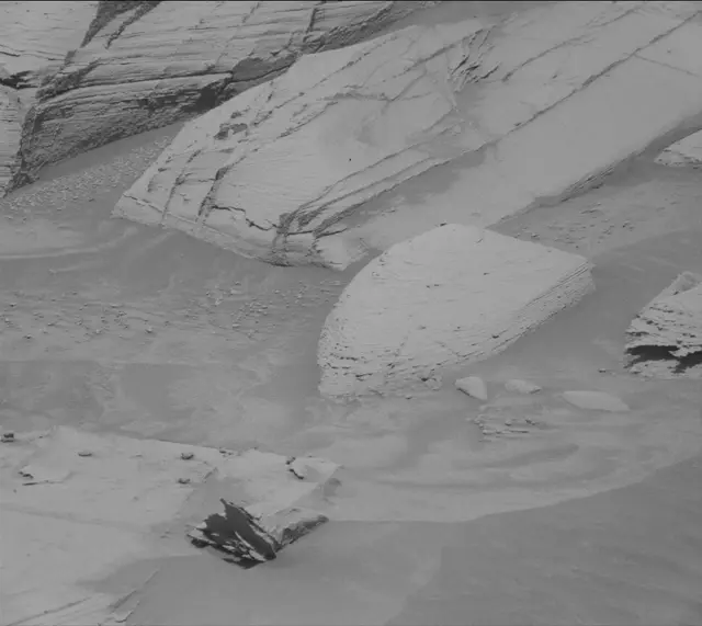 Sol 4443: Mast Camera (Mastcam)