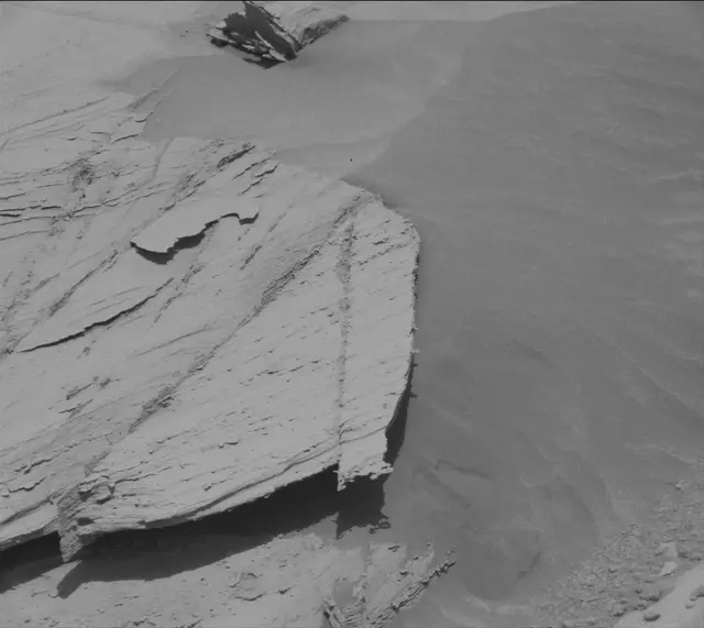 Sol 4443: Mast Camera (Mastcam)