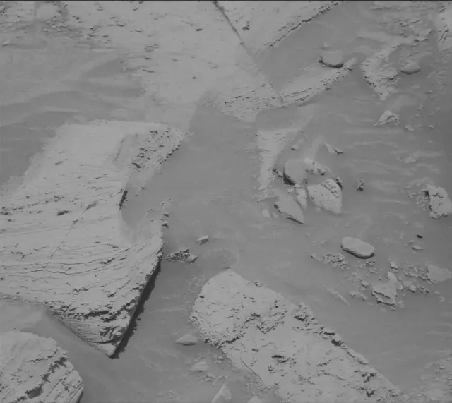 Sol 4443: Mast Camera (Mastcam)