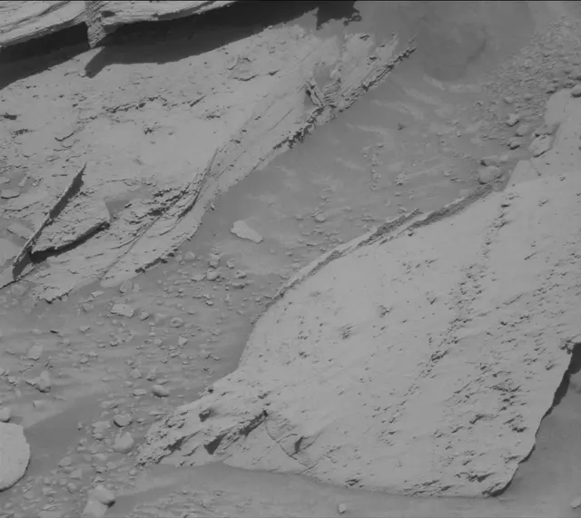 Sol 4443: Mast Camera (Mastcam)