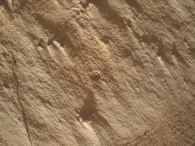 Sol 4443: Mars Hand Lens Imager (MAHLI)