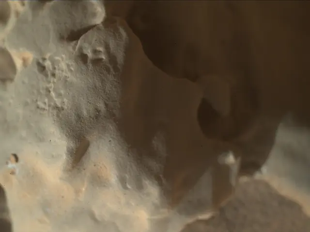 Sol 4443: Mars Hand Lens Imager (MAHLI)