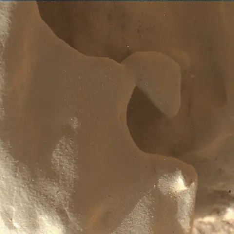 Sol 4443: Mars Hand Lens Imager (MAHLI)