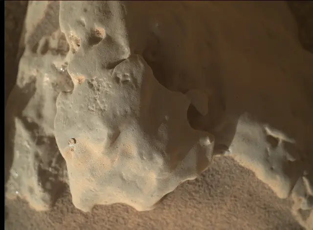 Sol 4443: Mars Hand Lens Imager (MAHLI)