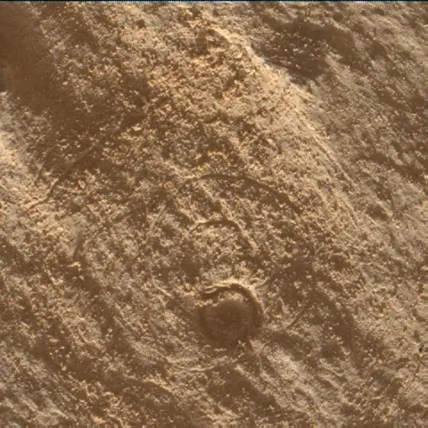 Sol 4443: Mars Hand Lens Imager (MAHLI)