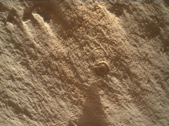 Sol 4443: Mars Hand Lens Imager (MAHLI)