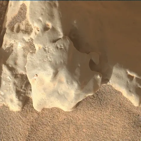 Sol 4443: Mars Hand Lens Imager (MAHLI)