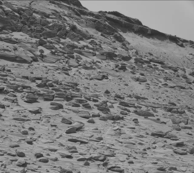 Sol 4444: Mast Camera (Mastcam)