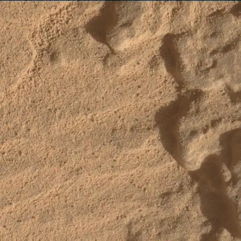 Sol 4445: Mars Hand Lens Imager (MAHLI)
