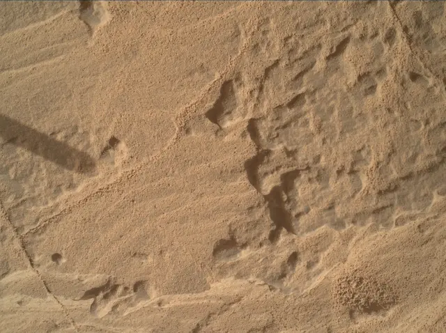 Sol 4445: Mars Hand Lens Imager (MAHLI)