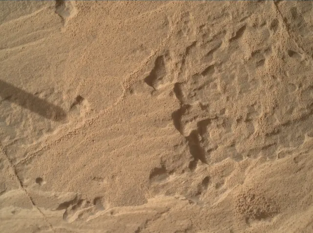 Sol 4445: Mars Hand Lens Imager (MAHLI)