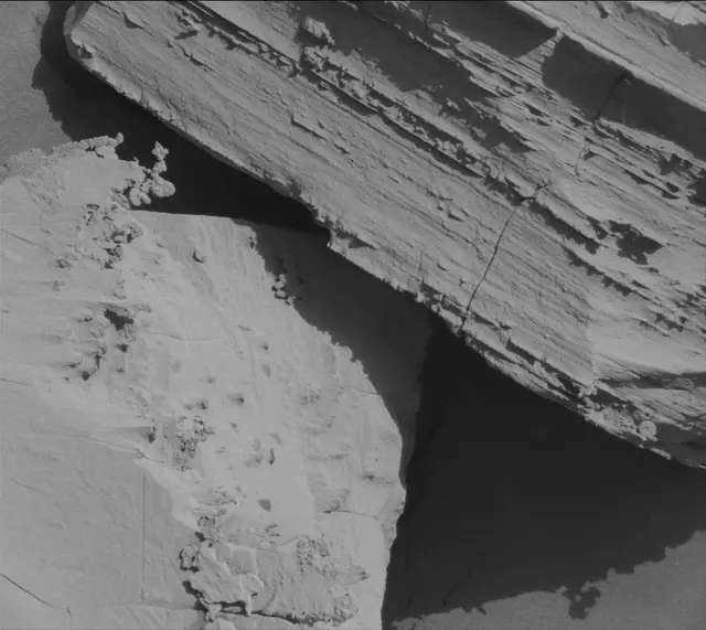 Sol 4446: Mast Camera (Mastcam)