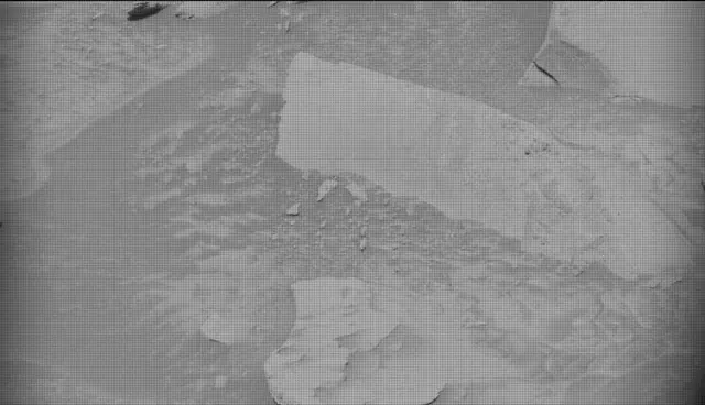 Sol 4449: Mast Camera (Mastcam)