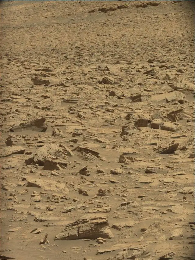 Sol 4449: Mast Camera (Mastcam)