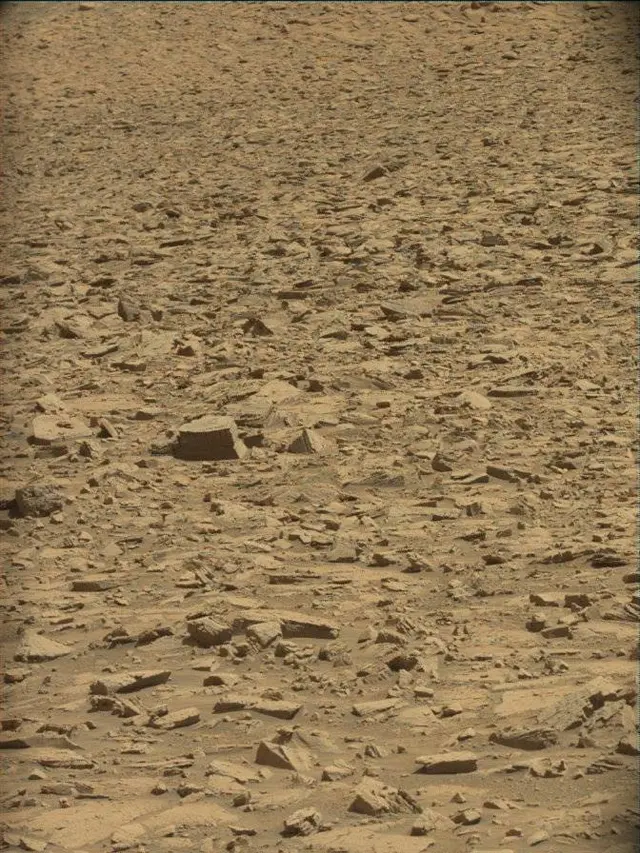 Sol 4449: Mast Camera (Mastcam)