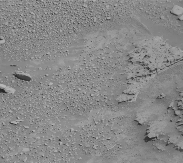 Sol 4449: Mast Camera (Mastcam)