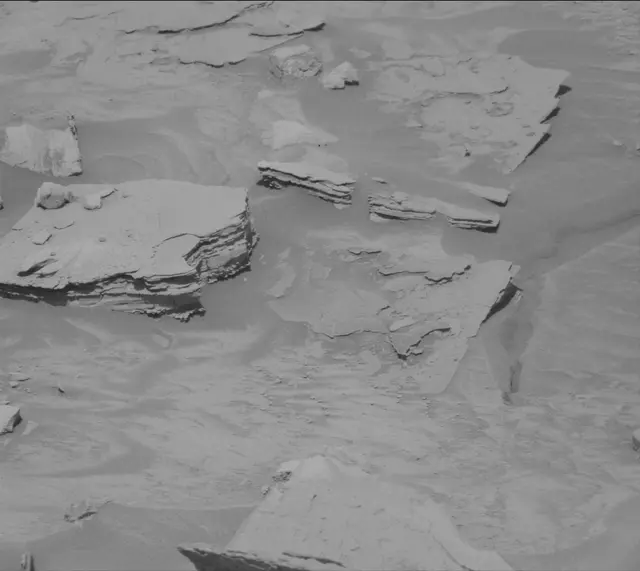 Sol 4449: Mast Camera (Mastcam)