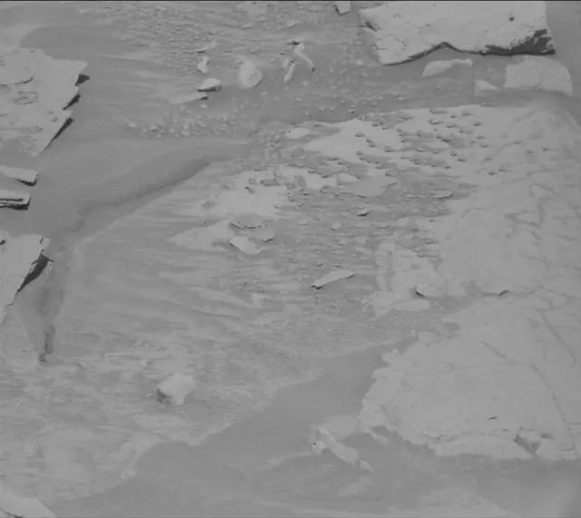 Sol 4449: Mast Camera (Mastcam)