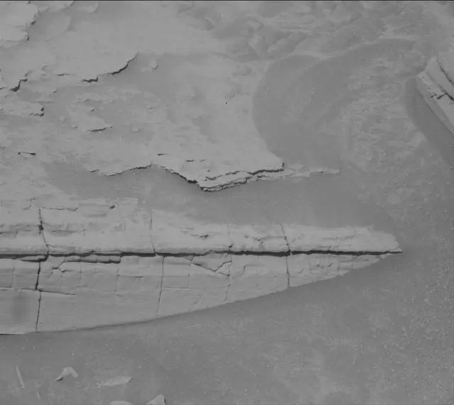 Sol 4449: Mast Camera (Mastcam)