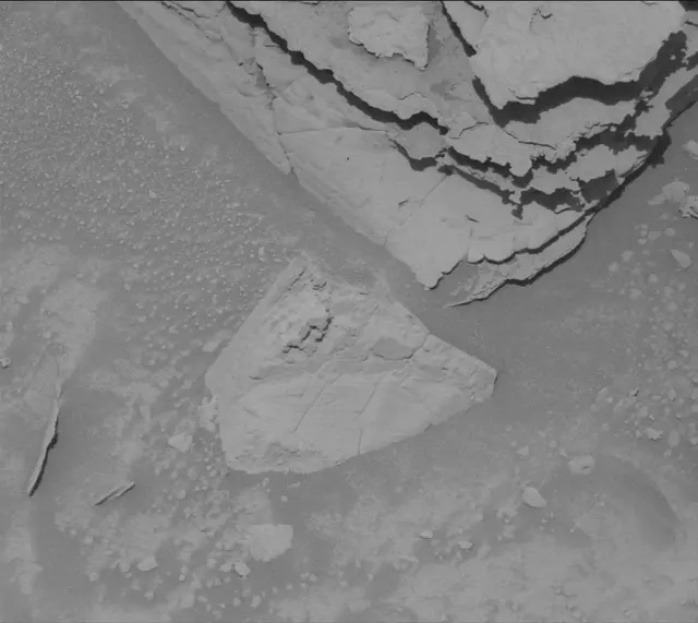 Sol 4449: Mast Camera (Mastcam)
