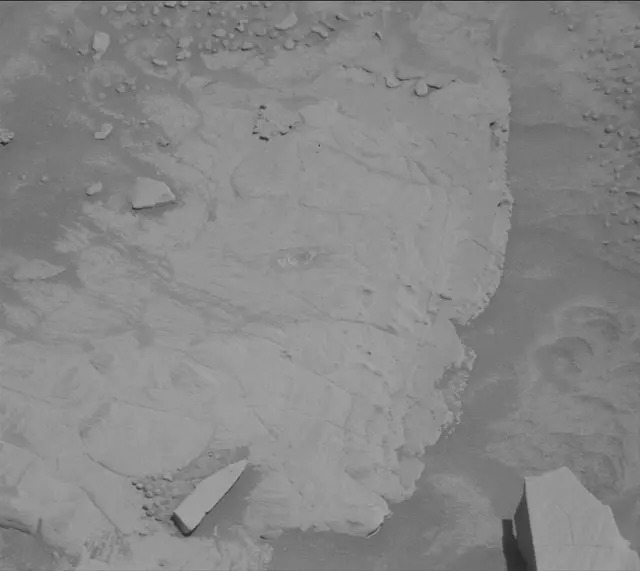 Sol 4449: Mast Camera (Mastcam)