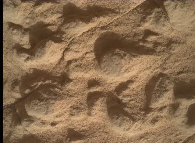 Sol 4455: Mars Hand Lens Imager (MAHLI)