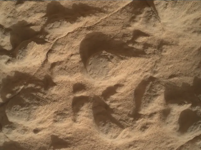 Sol 4455: Mars Hand Lens Imager (MAHLI)