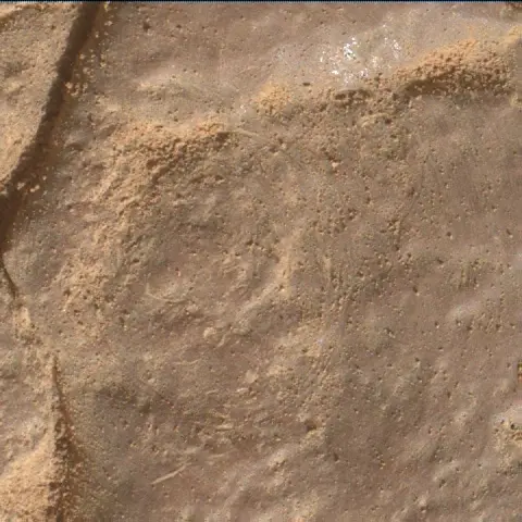 Sol 4455: Mars Hand Lens Imager (MAHLI)