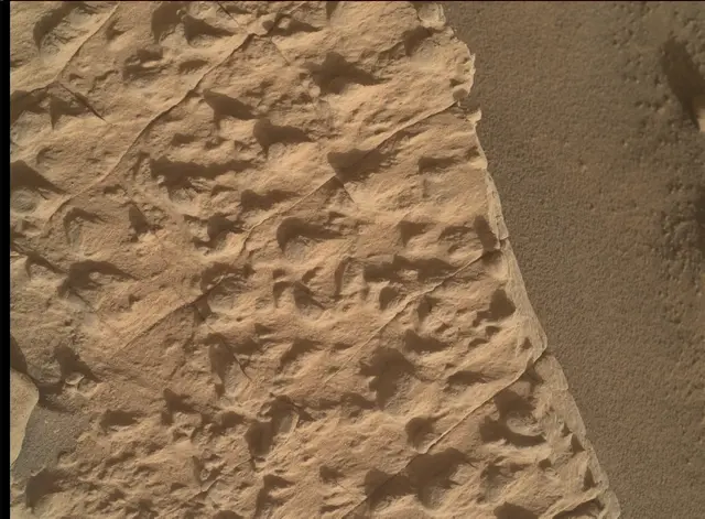 Sol 4455: Mars Hand Lens Imager (MAHLI)