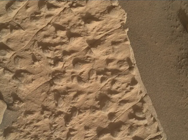 Sol 4455: Mars Hand Lens Imager (MAHLI)