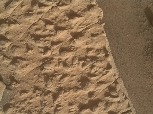 Sol 4455: Mars Hand Lens Imager (MAHLI)