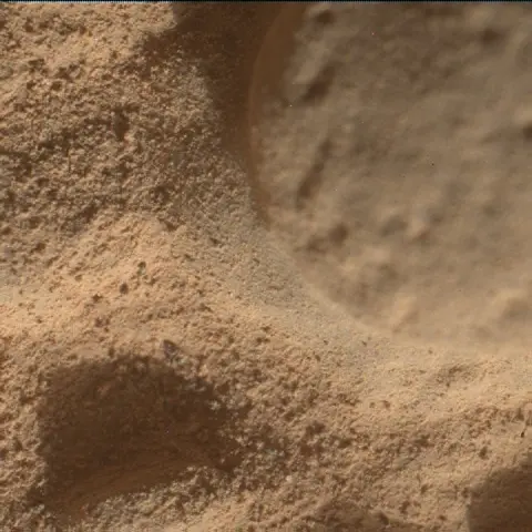 Sol 4455: Mars Hand Lens Imager (MAHLI)