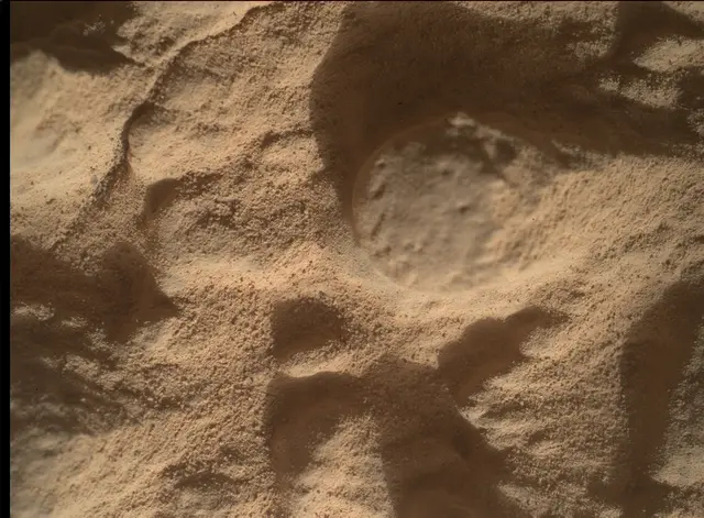 Sol 4455: Mars Hand Lens Imager (MAHLI)