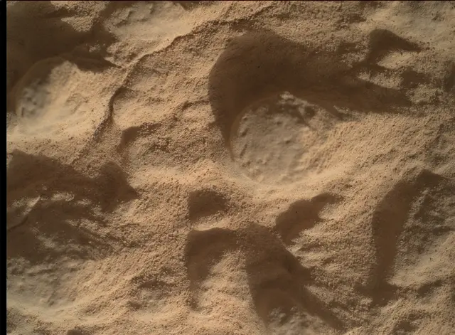 Sol 4455: Mars Hand Lens Imager (MAHLI)