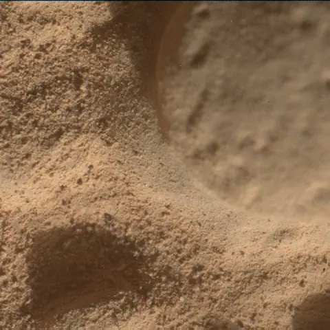 Sol 4455: Mars Hand Lens Imager (MAHLI)